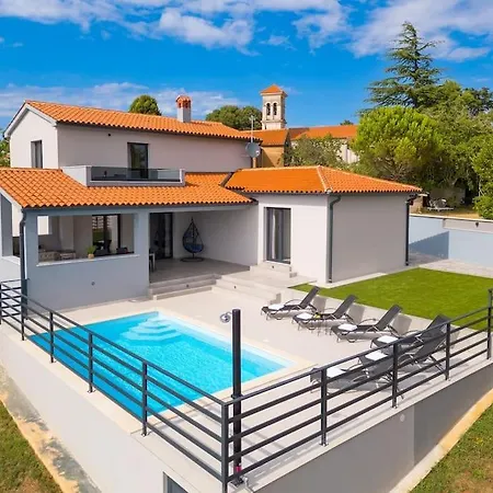Kama By Istrialux Vila *